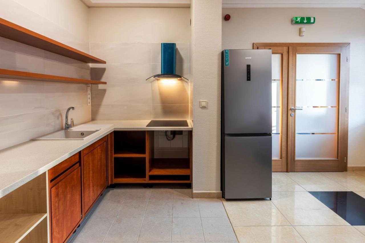 Napfeny Panzio Es Rendezvenyhaz Hotel Kecskemet Ngoại thất bức ảnh
