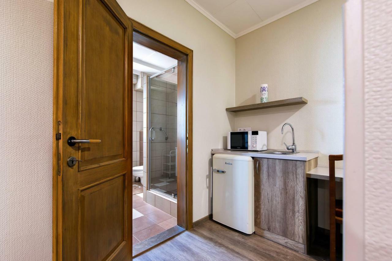 Napfeny Panzio Es Rendezvenyhaz Hotel Kecskemet Ngoại thất bức ảnh