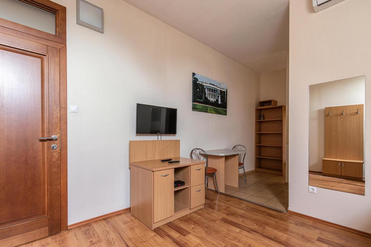 Napfeny Panzio Es Rendezvenyhaz Hotel Kecskemet Ngoại thất bức ảnh